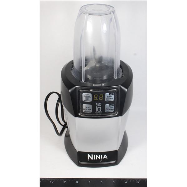 NINJA AUTO-IQ BLENDER