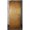 Image 1 : 32" SOLID CORE DOOR WITH DOOR HANDLE AND