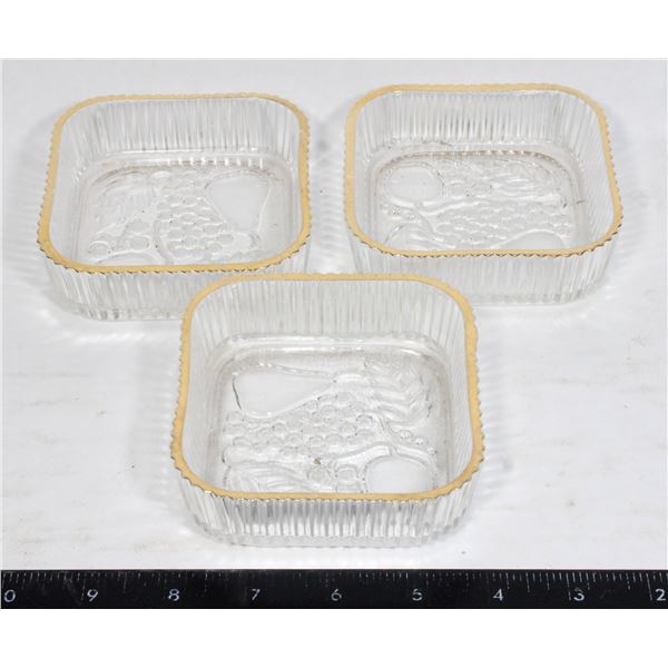 LOT OF 3 MATCHING TRINKET TRAYS
