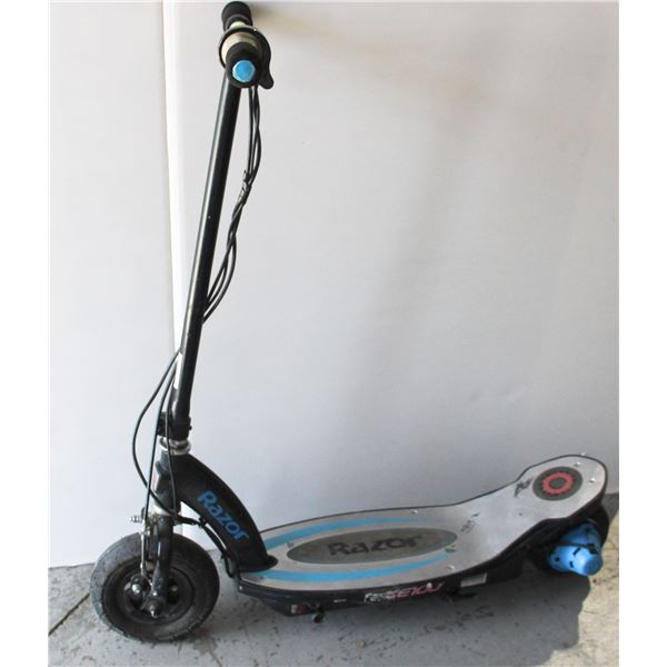 RAZOR ELECTRIC SCOOTER (NO CHARGER)
