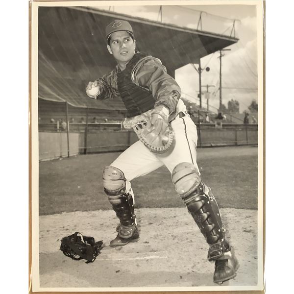 1966 CLEVELAND INDIANS 8"x10" PUBLICITY GLOSSY - JOE AZCUE