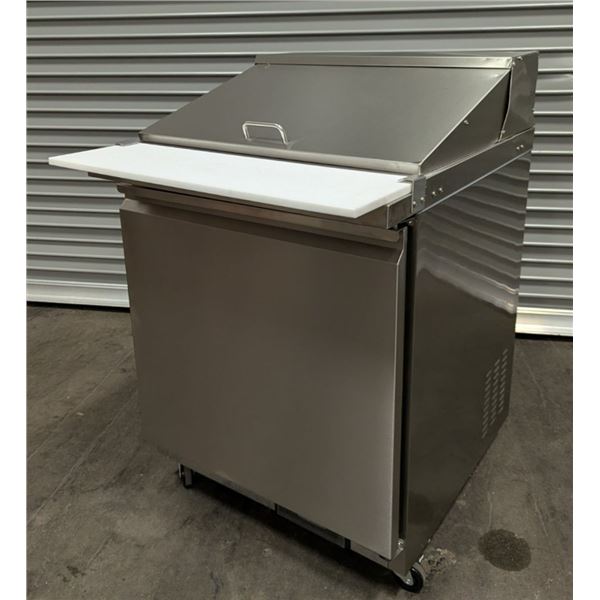HC-S29K 29" Refrigerated Salad/Sandwich Prep Table