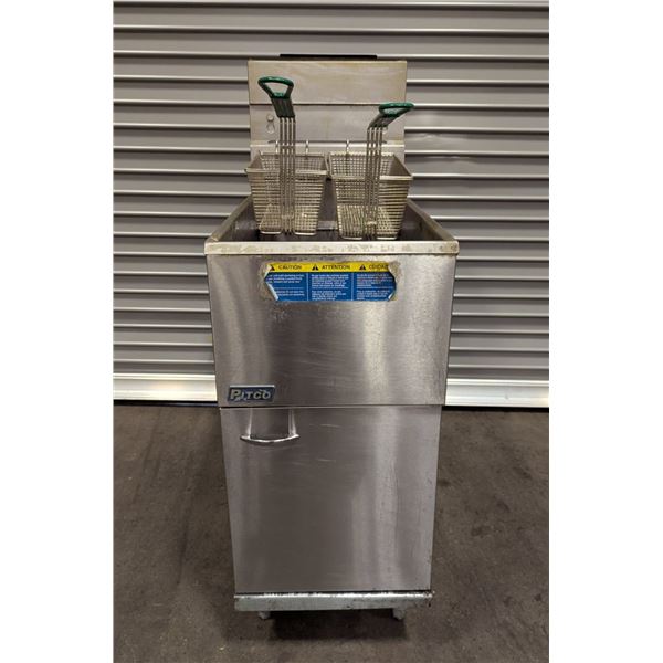 Pitco 40C+ 40lb Natural Gas Deep Fryer