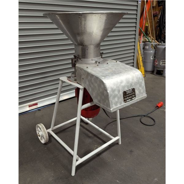 Amos Heilbronn Fruit Mill Crusher