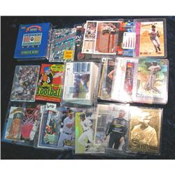 305. Large Collection of very Collectible Sports Cards,