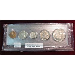 502. 1982 Denver 5-Piece Year Set in a Snap-tight holder.