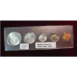 511. 1964  5-Piece Year Set in a Snap-tight holder.  