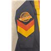 Image 3 : Vintage Vancouver Canucks CCM Flying V Men's Small Jersey