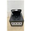 Image 6 : Vintage Nintendo Game Cube Console, Controller, Power Cord