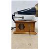 Image 6 : Thomas Collectors Edition Replica Gramaphone Phonograph Radio Model 166- Works
