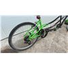 Image 7 : Northwoods Dual Drive 18-Speed Tandem Bicycle, Black and Lime Green Frame