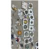 Image 6 : Assorted Collectible Pins, Commemorative Coins, Keychains, and More