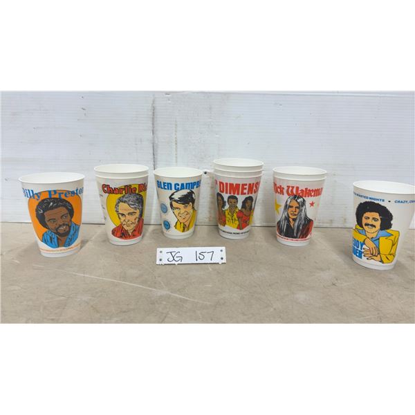 10 x 7-11 Slurpee Cups. Rick Wakeman x2, Freddy Fender, Charlie Rich x2, Glen Campbell, Billy