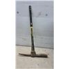 Image 3 : Pick Mattock with Fiberglass Handle and Rubberized Grip