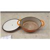 Image 5 : Le Creuset Enameled Cast Iron Dutch Ovens, Yellow Round and Orange Oval, Set of Two