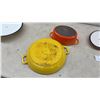 Image 6 : Le Creuset Enameled Cast Iron Dutch Ovens, Yellow Round and Orange Oval, Set of Two