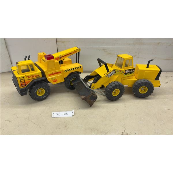 Tonka Mighty Turbo-Diesel Tow Wrecker and Mighty Diesel Front-End Loader Toys