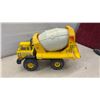 Image 8 : Tonka Mighty Dump Truck and Turbo-Diesel Cement Mixer Construction Toys