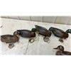 Image 3 : 5 Vintage 1956 Plasti-Duk Inflatable Rubber Mallard Duck Decoys with Weights, Neumann & Bennett