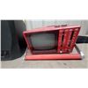 Image 2 : Citizen 5" Portable Black and White Television with AM/FM Radio and Yamaha Speakers