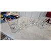 Image 6 : Guinness Beer Mugs, Gold-Rimmed Souvenir Glasses, Frosted Champagne Flutes, and More
