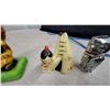 Image 4 : Vintage Chalkware Wall Plaques and Native American Themed Figurines and More
