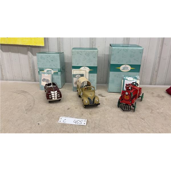 Hallmark Kiddie Car Classics 1936 Chrysler Airflow Convertible Die-Cast Replicas, Set of Three