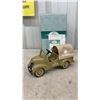 Image 6 : Hallmark Kiddie Car Classics 1936 Chrysler Airflow Convertible Die-Cast Replicas, Set of Three