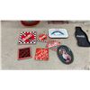 Image 3 : Coca-Cola Collectibles Lot: Ice Bucket, Condiment Caddy, Salt and Pepper Shakers, and More