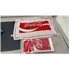 Image 12 : Coca-Cola Collectibles Lot: Glass Serving Tray, Bottle Lamp, Calendar, Towels, and More