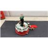 Image 7 : Coca-Cola Collectibles Lot: Glass Serving Tray, Bottle Lamp, Calendar, Towels, and More