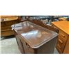 Image 3 : Antique Mahogany Server with Serpentine Backsplash, Glass Top, and Carved Pulls 44 x 21 x 41