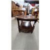 Image 1 : Two-Tier Wooden End Table with Fluted Legs and Carved Accents 21 x 21 x 27"