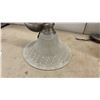 Image 4 : Pair of Vintage-Style Lights with Etched Frosted Glass Bell Shades