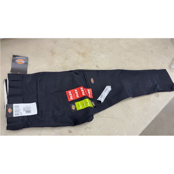 New Dickies Flex Skinny Fit Pants, Black, Size 32 x 32