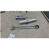 Image 7 : Mastercraft Locking Pliers Set, Ridgid RoboGrip Pliers, Extensions, and More