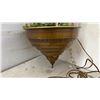 Image 2 : Vintage Hanging Oil Rain Lamp with Cabin Scene and Artificial Greenery