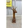 Image 7 : Vintage Indian Wood Carvers Lot: Totem Pole, Pipe, and Deer Sculptures