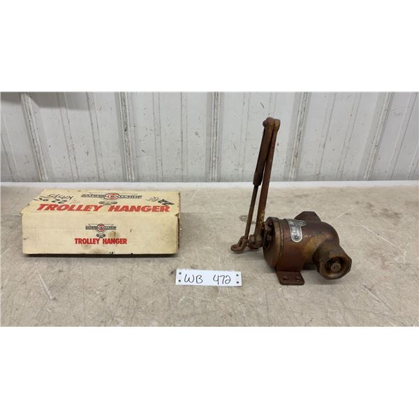 Vintage Cannon Ball NOS Door Trolley Hanger and Briton T-Shaped Door Closer