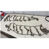 Image 5 : Ladder-Style Tire Chains, Trailer Receiver with 1 7/8" Ball Mount
