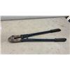 Image 2 : 24" Bolt Cutters and Norton DustLess Antistatic 80-Grit Abrasive 37" Roll Sand Paper