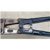 Image 3 : 24" Bolt Cutters and Norton DustLess Antistatic 80-Grit Abrasive 37" Roll Sand Paper