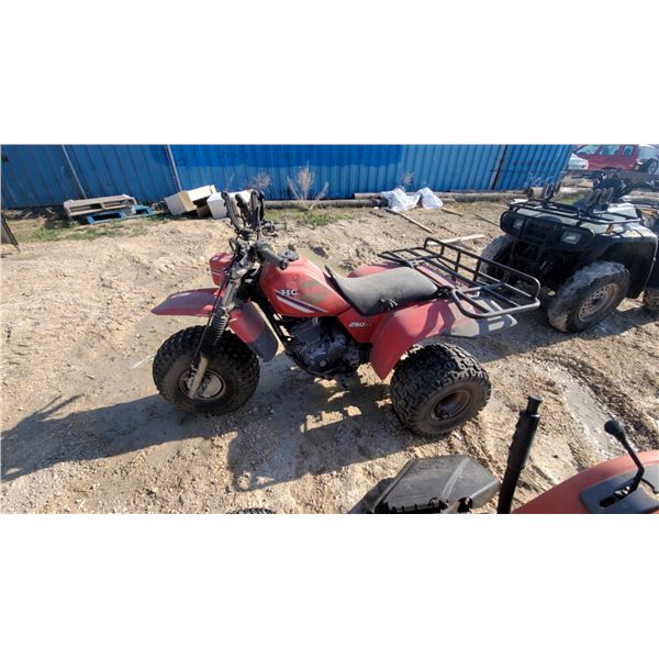 1985 Honda Sx 250X ATV with Front and Rear Cargo Racks Not Running Stored Indoors from Estate