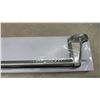 Image 8 : New: 18" Towel Bar & Brondell Swash CL99 Non-Electric Bidet Toilet Seat, Elongated, Dual Nozzles