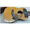 Image 5 : Fiesta Acoustic Guitar with Brown Hardshell Case