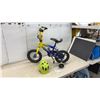 Image 1 : Supercycle XR-12 Kidz Children's Bicycle with Training Wheels and Helmet