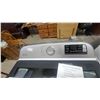 Image 2 : Maytag Top Load Washer, 6 Cubic Foot Capacity, 13 Wash Cycles, Stainless Steel Tub
