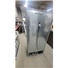 Image 8 : Frigidaire Gallery Stainless Steel Top-Freezer Refrigerator 65 x 29 x 30"