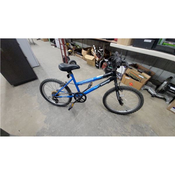 Mongoose Stratus Mountain Bike, Blue and Black,, Multi-Speed19"