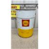 Image 2 : Vintage Shell Oil 5-Gallon Pail and BC Apples Box